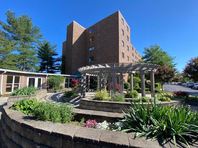 North Apartments pergola and landscaping