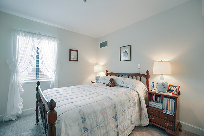 Larchwood Apartments Bedroom